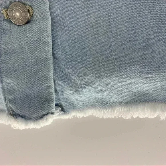 Levi’s sleeveless lightweight chambray Maddie vest - Picture 12 of 12